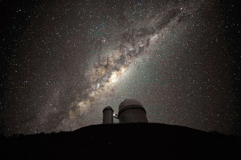 Observatorio de La Silla, Chile, con el telescopio ESO3.6m